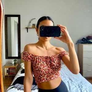 Pull & Bear Crop Top in XS